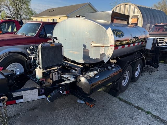 2024 Etnyre 600 Gallon Trailer