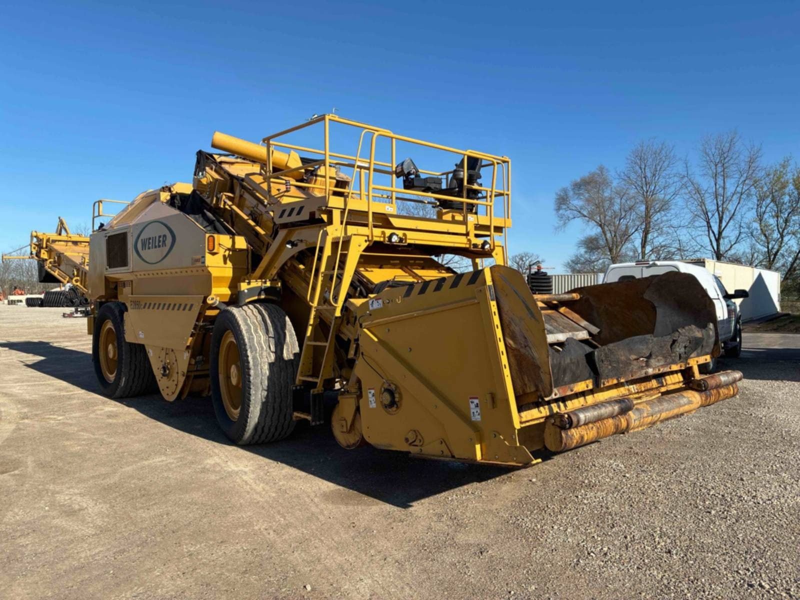 2021 Weiler E2850C